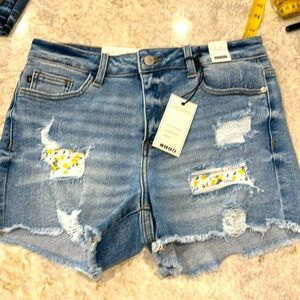 NWT Judy Blue shorts